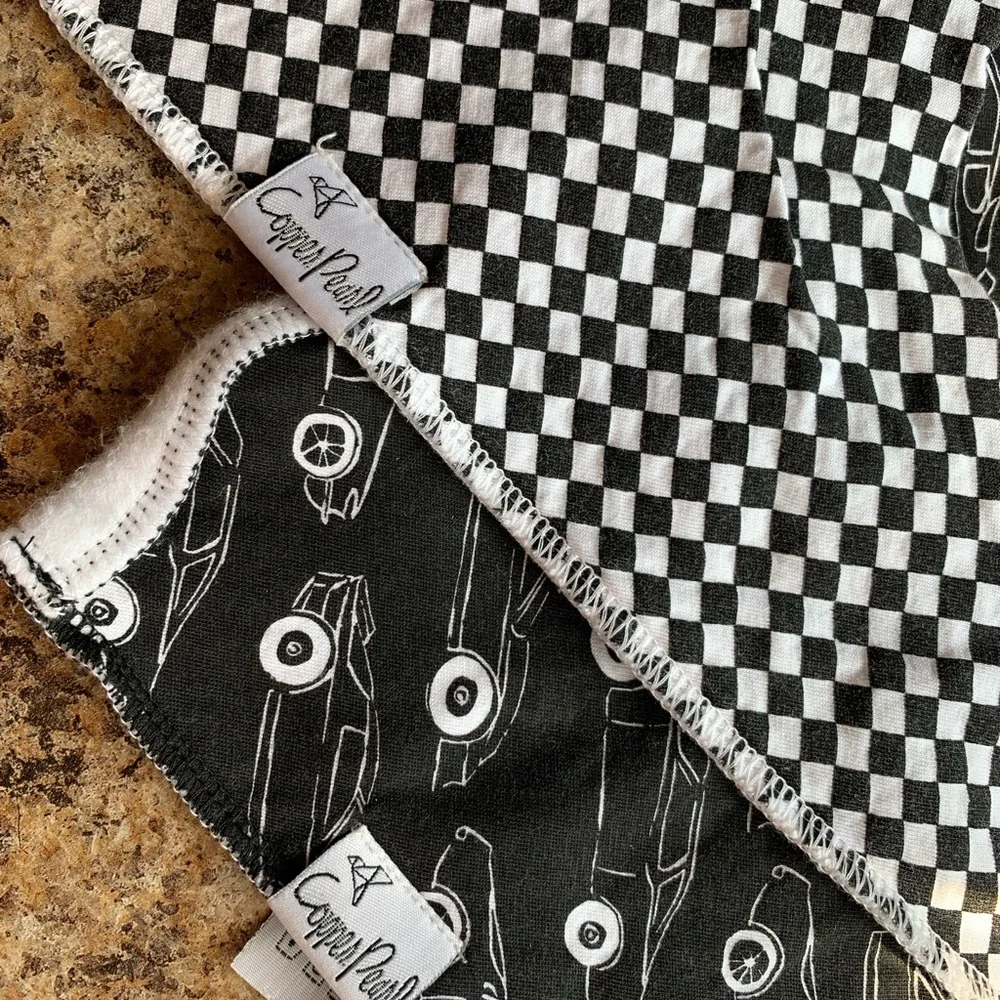 Copper Pearl Bandana Bibs Like New - Picture 2 of 4